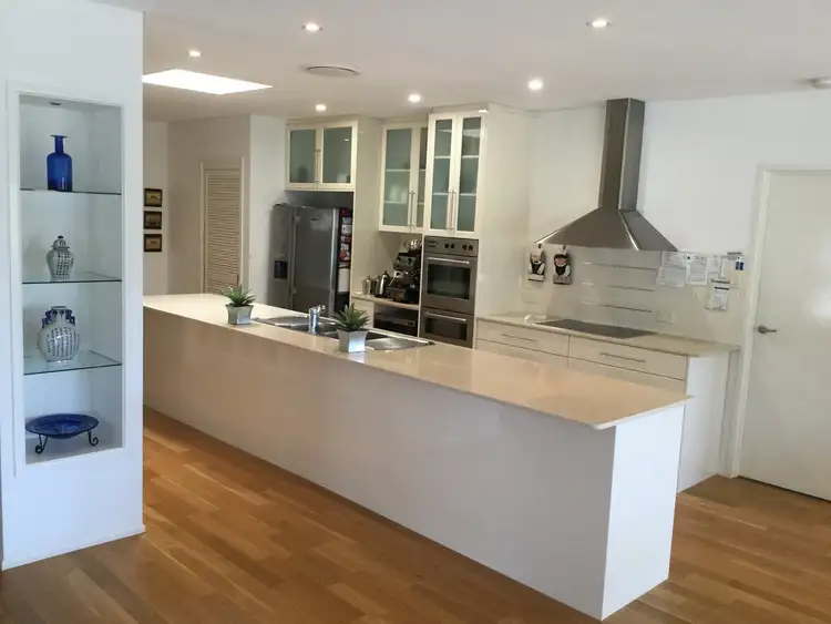 Fourth view of Homely house listing, 140 Esplanade, Point Vernon QLD 4655