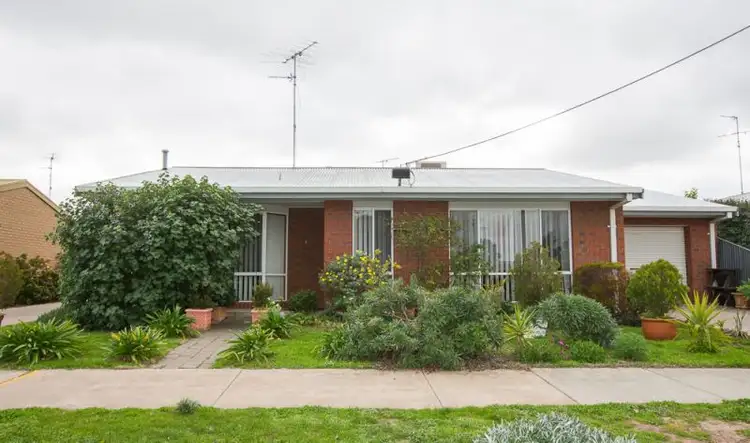 1/8 Wilson Street, Horsham VIC 3400