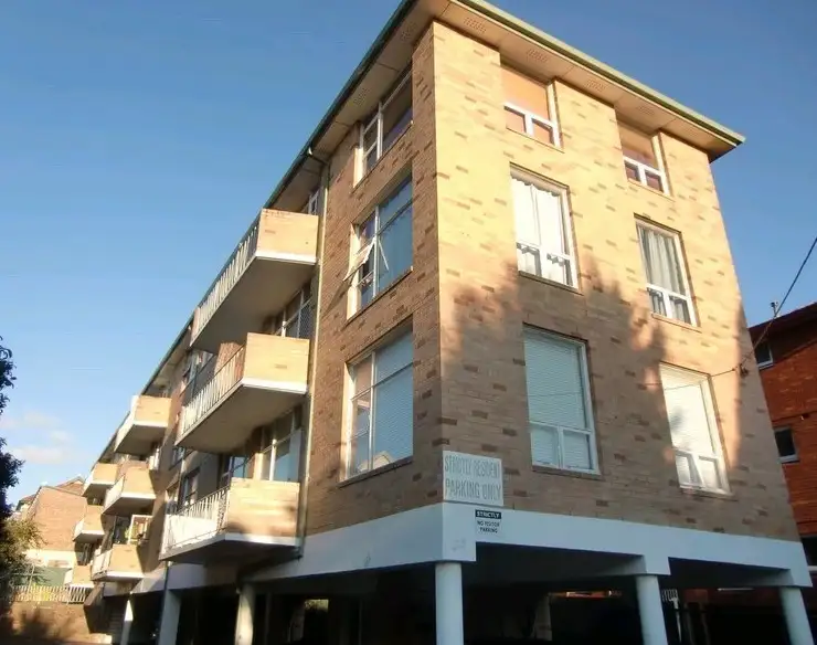 3/33 Alt Street, Ashfield NSW 2131