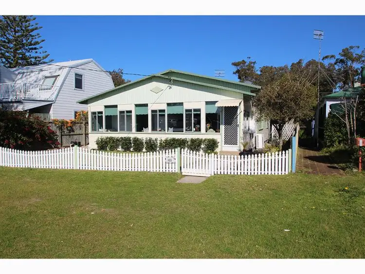 111 Marine Drive, Tea Gardens NSW 2324