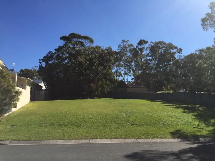 10 Starboard Avenue, Noosaville QLD 4566