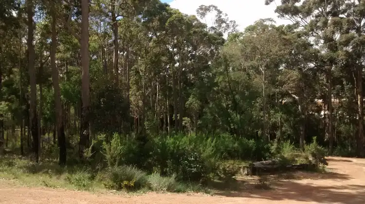 21 Sanctuary Circle, Cowaramup WA 6284
