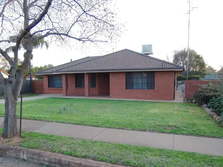 122 Caswell street, Peak Hill NSW 2869
