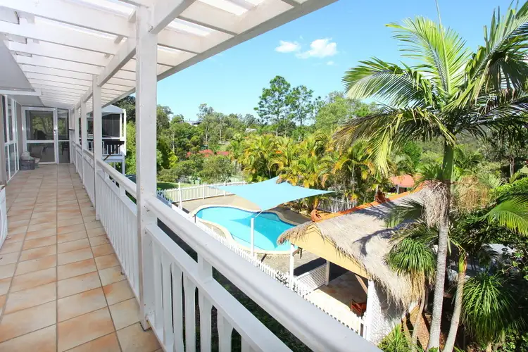 7 Roche Ct, Oxenford QLD 4210