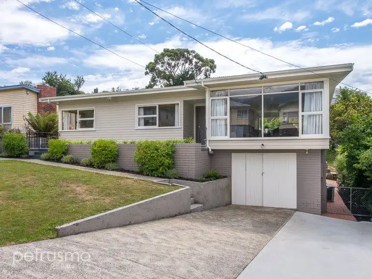 7 Girrabong Road, Lenah Valley TAS 7008