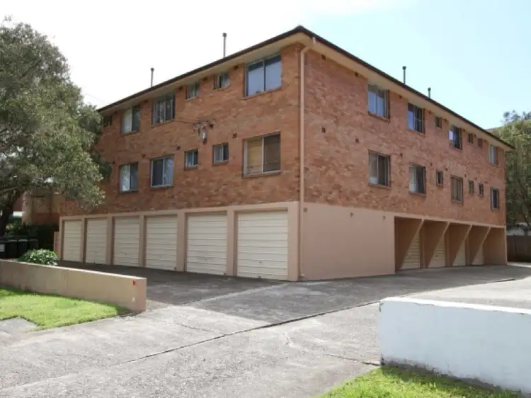 2/47 Palomar Pde, Freshwater NSW 2096