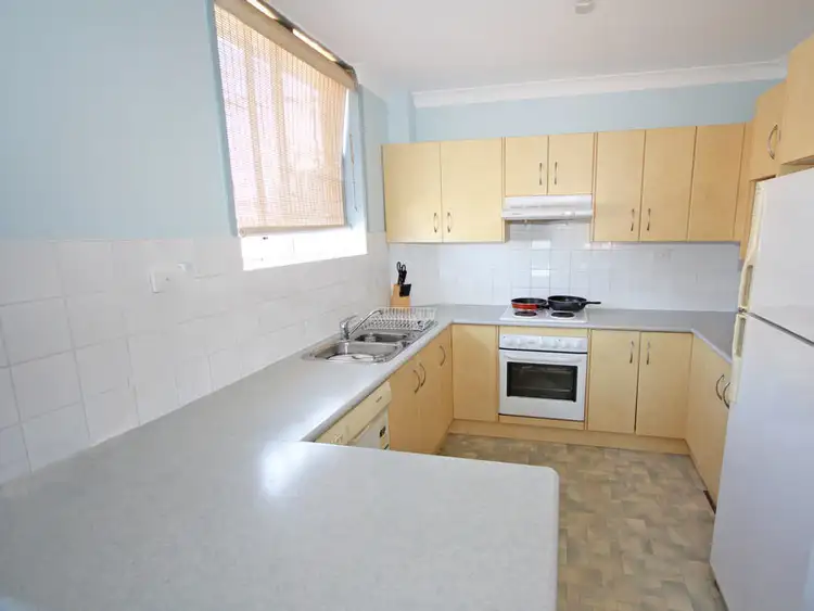 Fourth view of Homely unit listing, 8/13 Soldiers Point Road, Soldiers Point NSW 2317