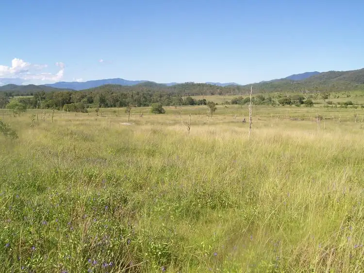 1 Silvercreek Rd, Kelsey Creek QLD 4800