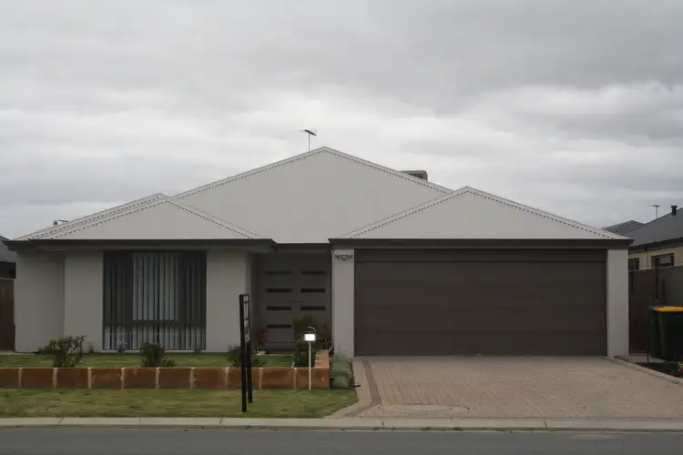 10 Ethereal Road, Byford WA 6122