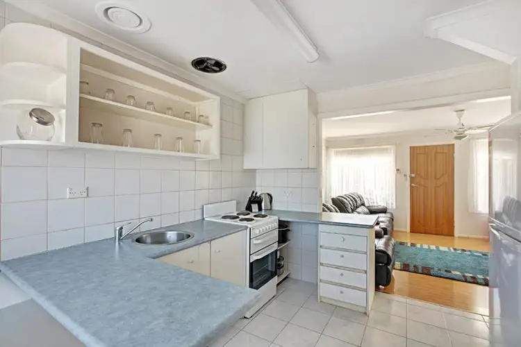 1/23 HAMILTON STREET, Kilmore VIC 3764