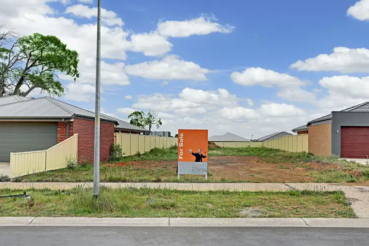 34 VIEWHILL ROAD, Kilmore VIC 3764