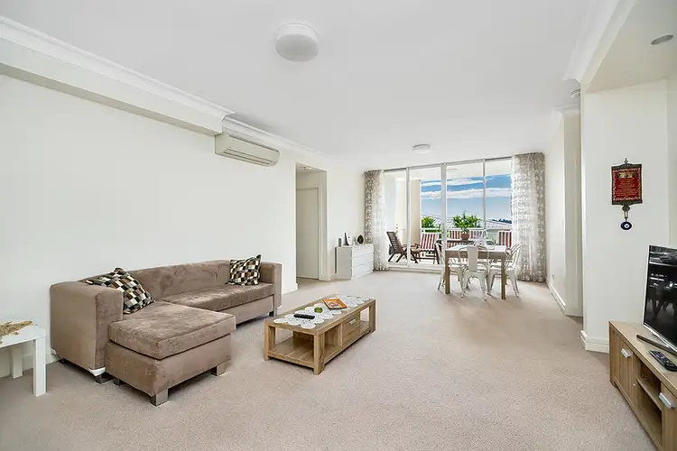 206/10 Vineyard Way, Breakfast Point NSW 2137