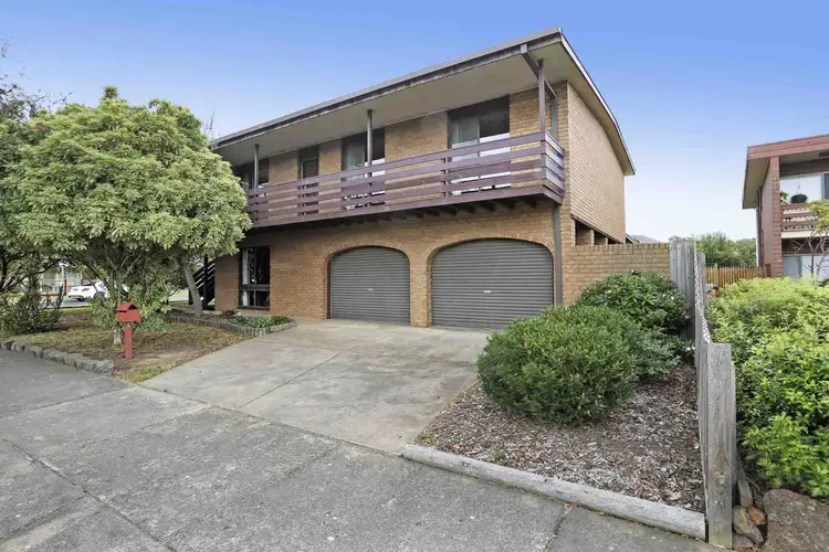 16 Oberon Drive, Belmont VIC 3216