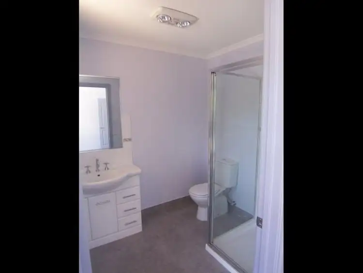 Fifth view of Homely townhouse listing, 1/18 Thompson Street, Bright VIC 3741