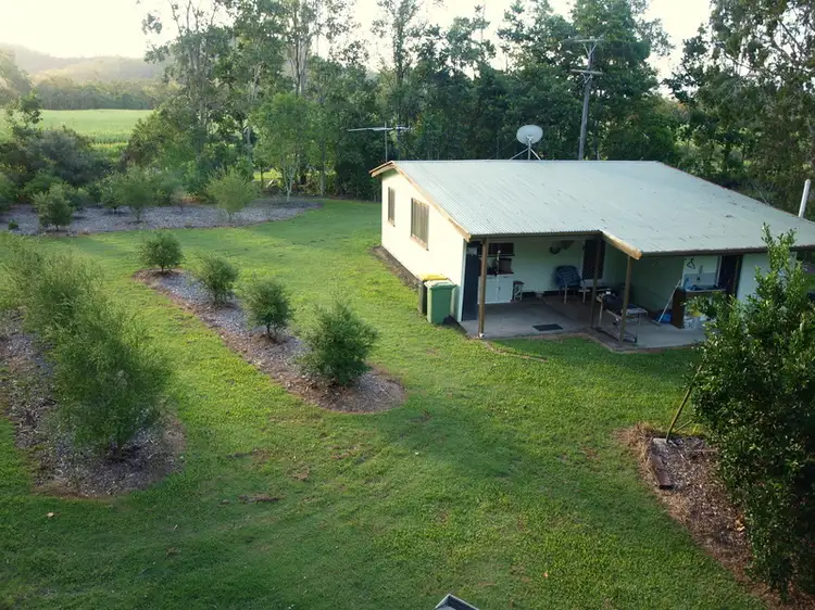 425 Pinnacle-Septimus Rd, Pinnacle QLD 4741