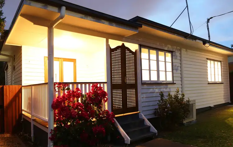 7 Cradock Street, Holland Park QLD 4121