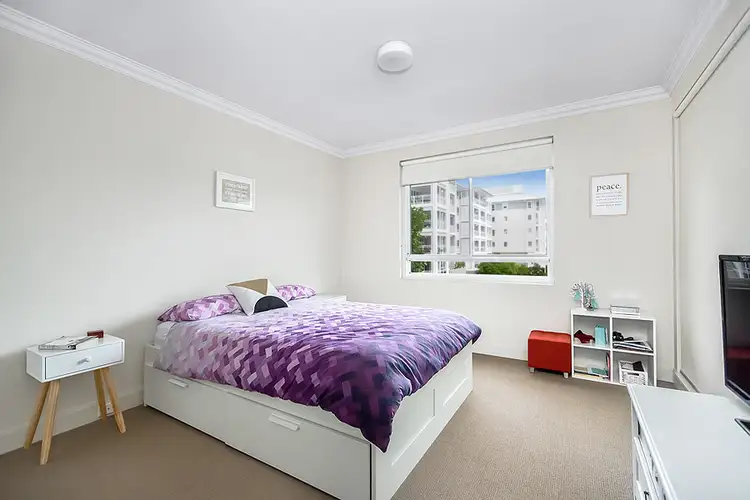 Fourth view of Homely apartment listing, 32/1 Juniper Drive, Breakfast Point NSW 2137