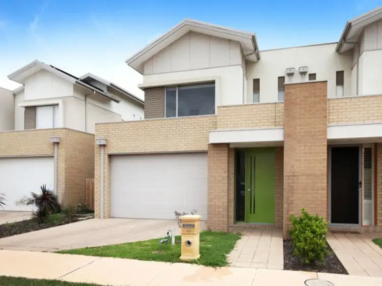 93 Broadbeach Circuit, Sanctuary Lakes VIC 3030