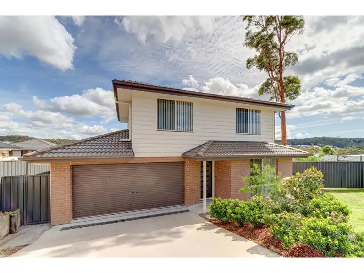 Main view of Homely house listing, 10 Emory Place, Cameron Park NSW 2285