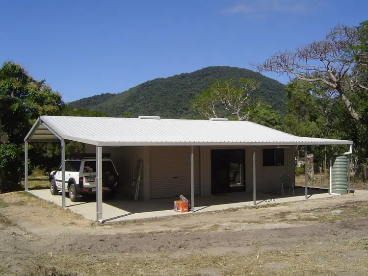 16 John Street, Cooktown QLD 4895