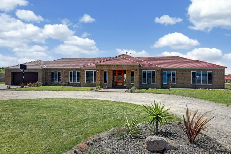24 CAVALLO CRESCENT, Hidden Valley VIC 3756