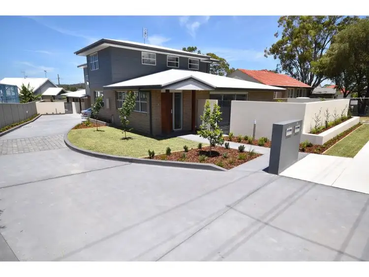Main view of Homely townhouse listing, 1A/124 Medcalf Street, Warners Bay NSW 2282