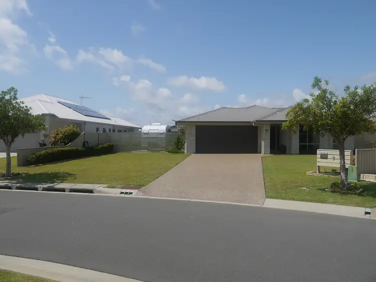 9 Bryan Crt, Burrum Heads QLD 4659