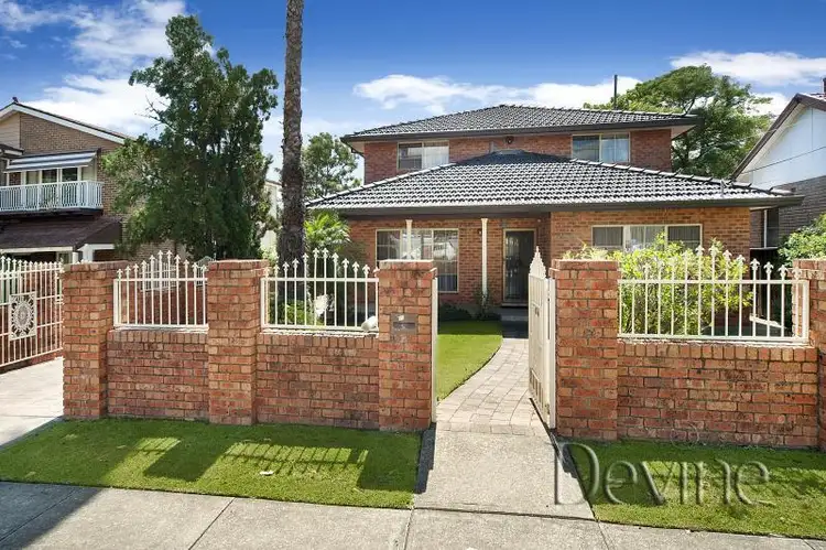 11 Bangalla Road, Concord West NSW 2138