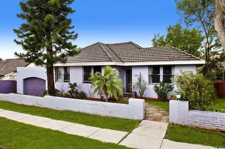 208 Queen Street, Concord West NSW 2138