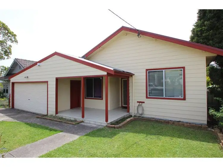 17 Fellowes Street, Merewether NSW 2291