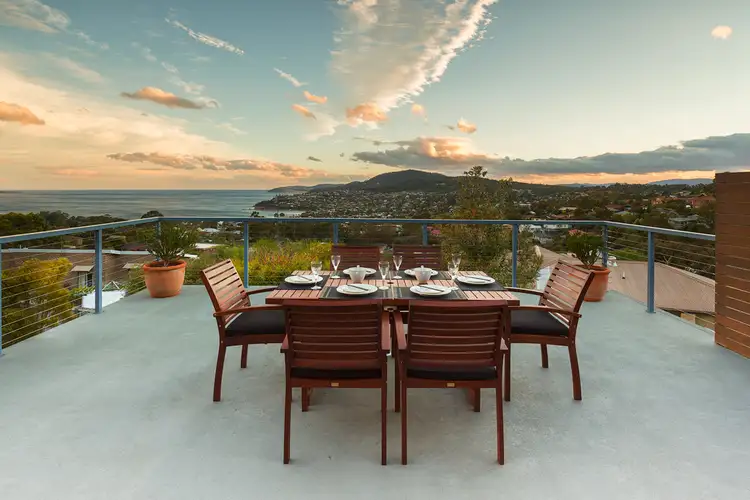 48 Tingira Road, Blackmans Bay TAS 7052