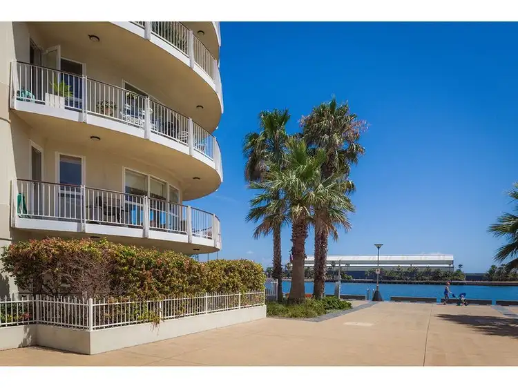 25/304 Wharf Road, Newcastle NSW 2300