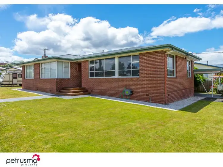 8 Warner Avenue, New Norfolk TAS 7140