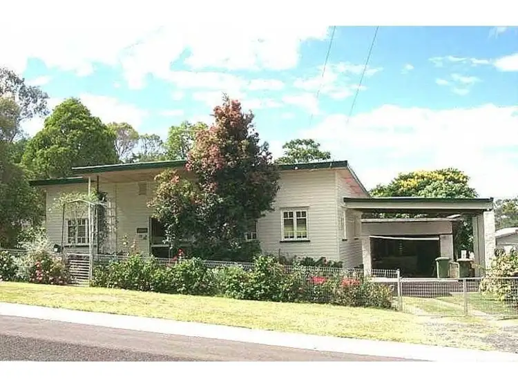 19 Emerald Street, Brassall QLD 4305