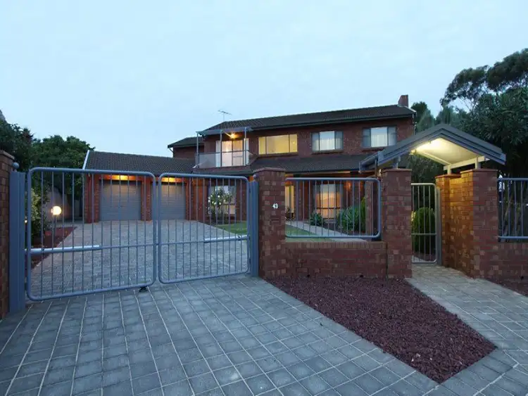 43 Pantowora Drive, Hope Valley SA 5090