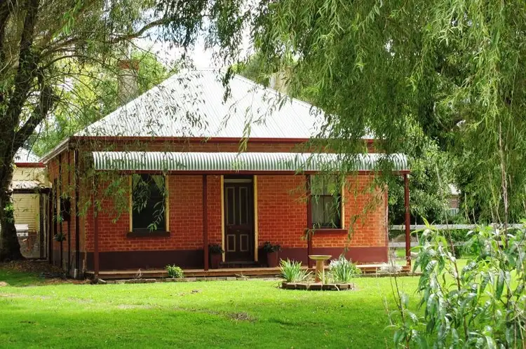 Main view of Homely house listing, 9 Grove Street, Spring Hill NSW 2800
