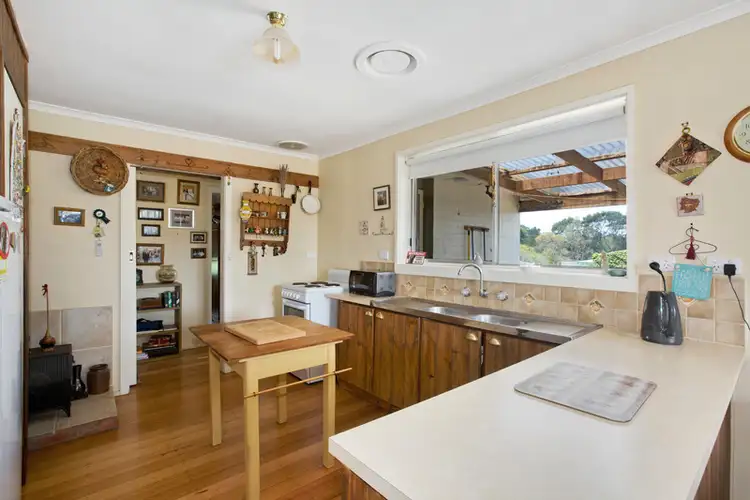 Sixth view of Homely house listing, 2 Bremner Place, Kilmore VIC 3764