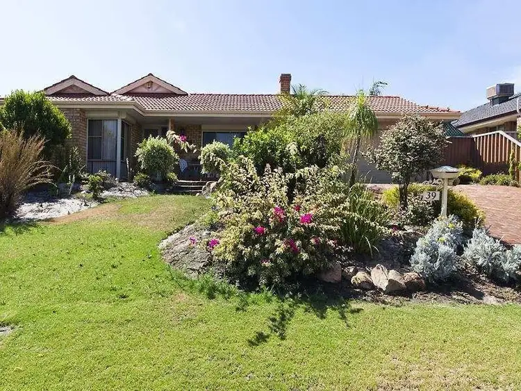 39 Explorer Drive, Thornlie WA 6108