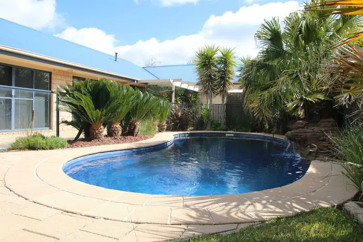 27 The Grove, Thurgoona NSW 2640