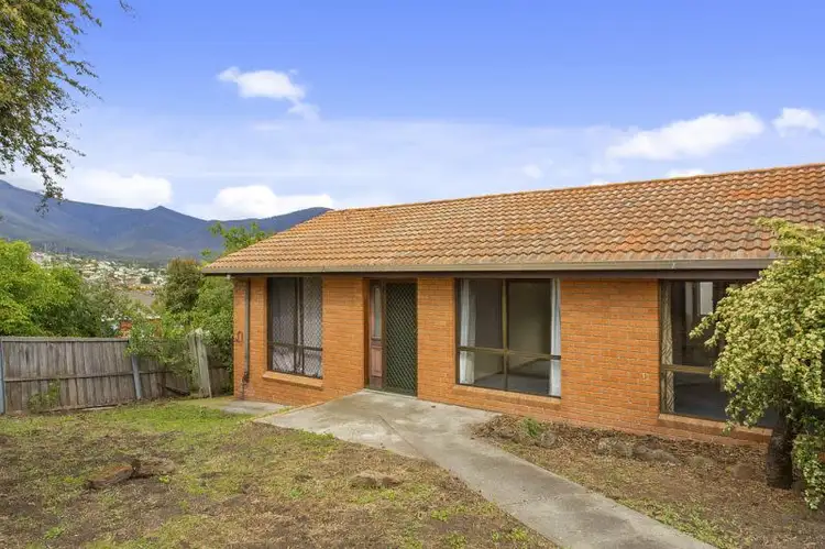 2/51 Milton Cresent, Moonah TAS 7009
