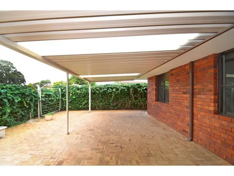 Sixth view of Homely house listing, 7 Baslow Court, Carine WA 6020