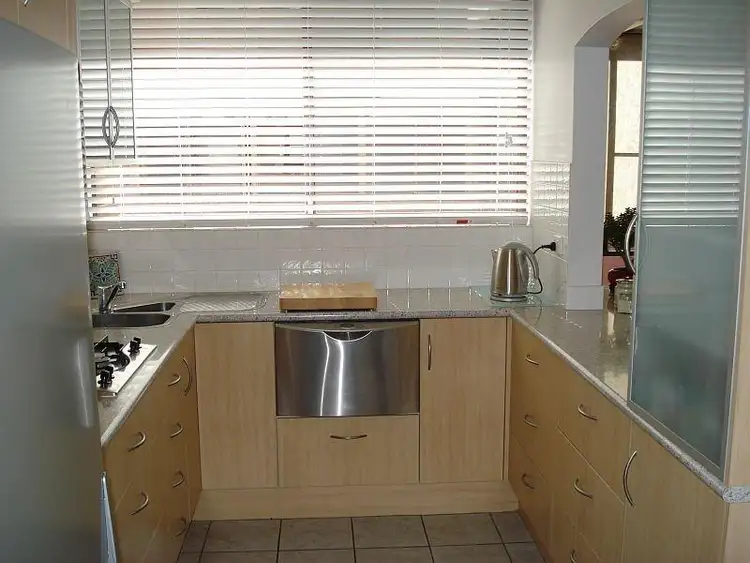 Seventh view of Homely unit listing, 7/88 EAGLE TERRACE, Sandgate QLD 4017