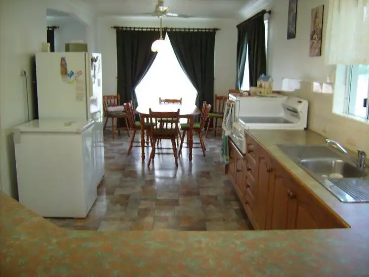 Fifth view of Homely house listing, 21 Amanda Avenue, Rasmussen QLD 4815