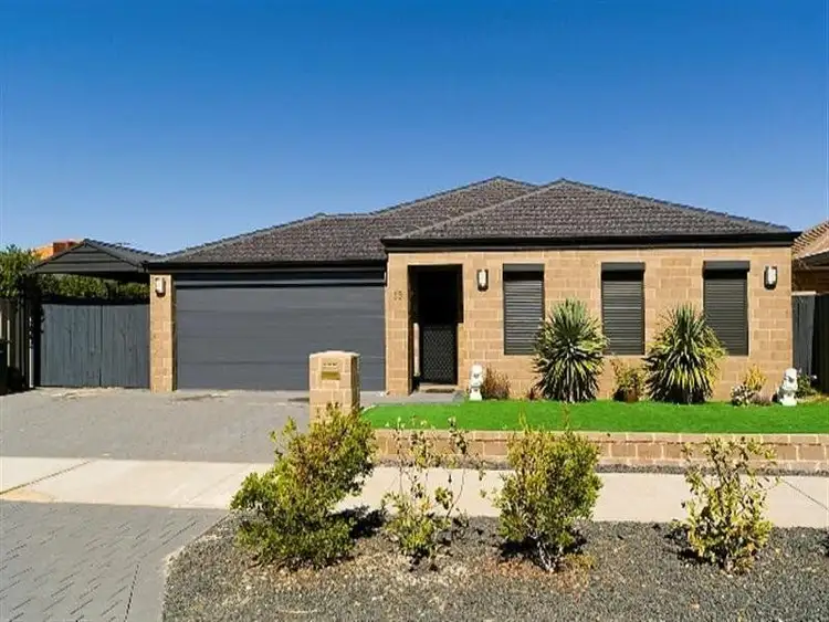 19 Oakleigh Pass, Harrisdale WA 6112