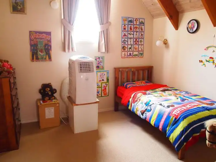 Fifth view of Homely townhouse listing, 1A Butler Court, Bright VIC 3741