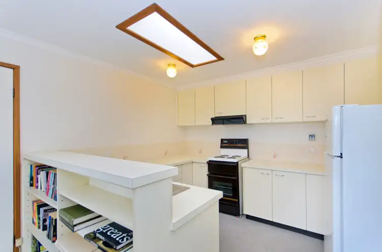 Seventh view of Homely house listing, 4 Carpenter Close, Calwell ACT 2905