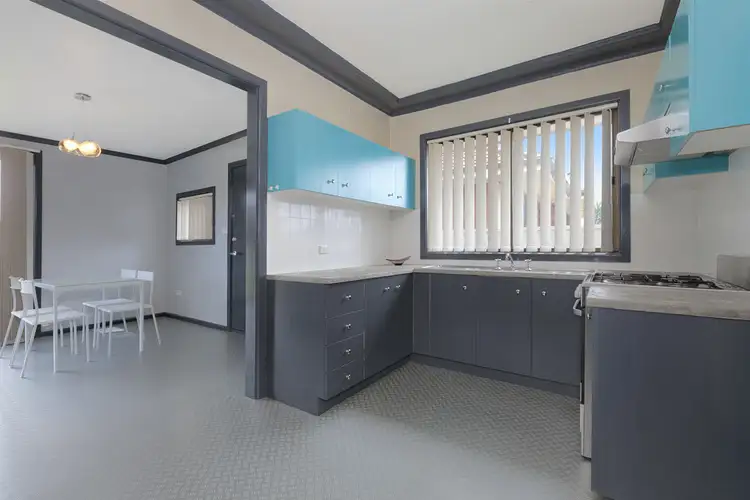 41 Lake Entrance Rd, Warilla NSW 2528