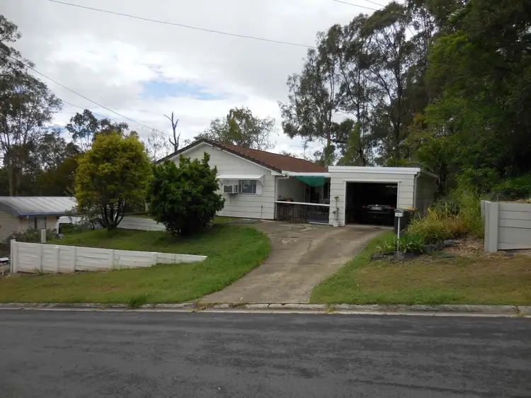 4 Jeetho Street, Holmview QLD 4207