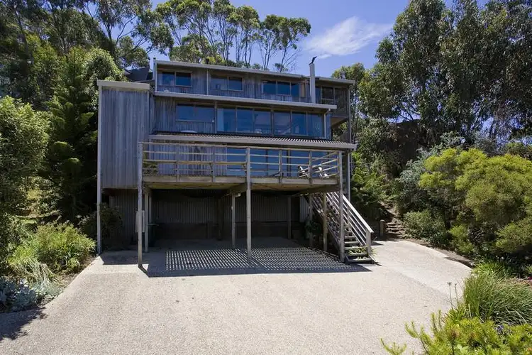 5 Summerhills  Avenue, Lorne VIC 3232
