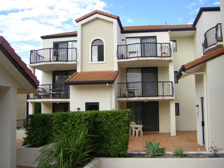 Main view of Homely unit listing, 9/33 Lenneberg Street, Southport QLD 4215